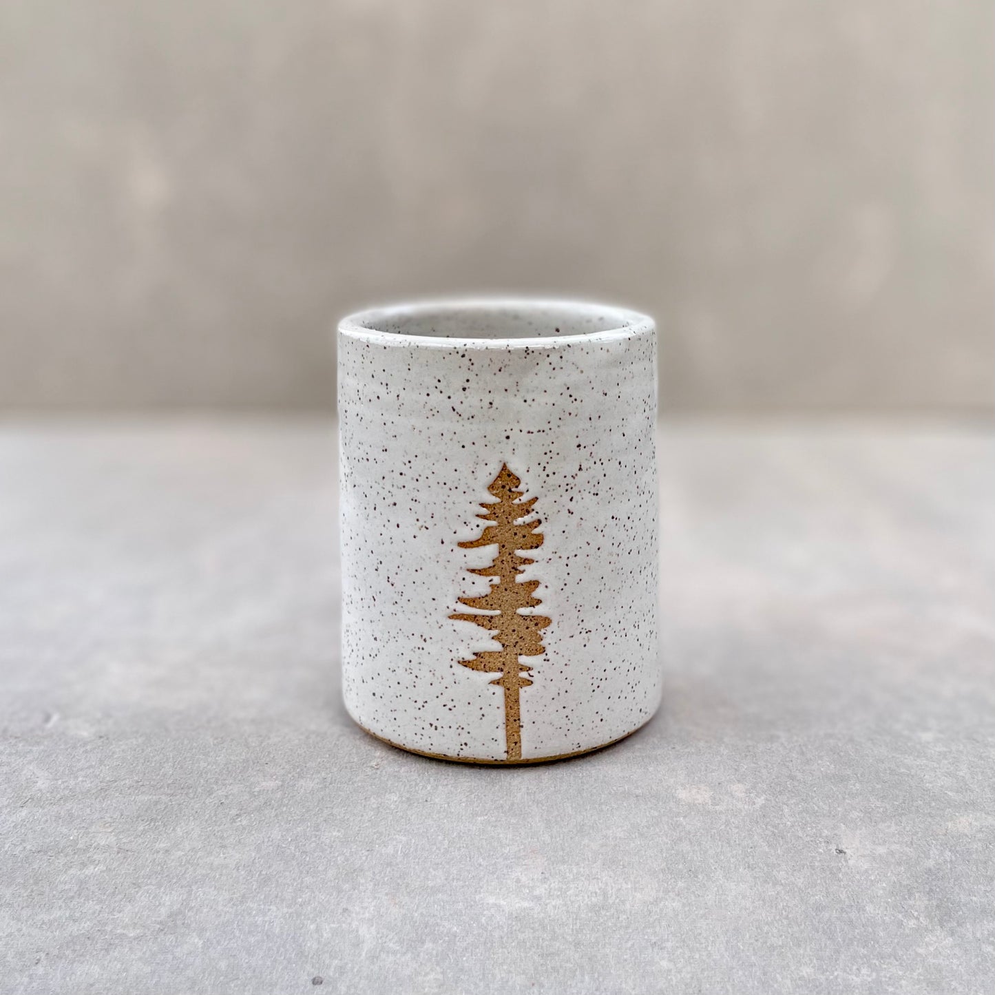 Single Pine Tumbler in White