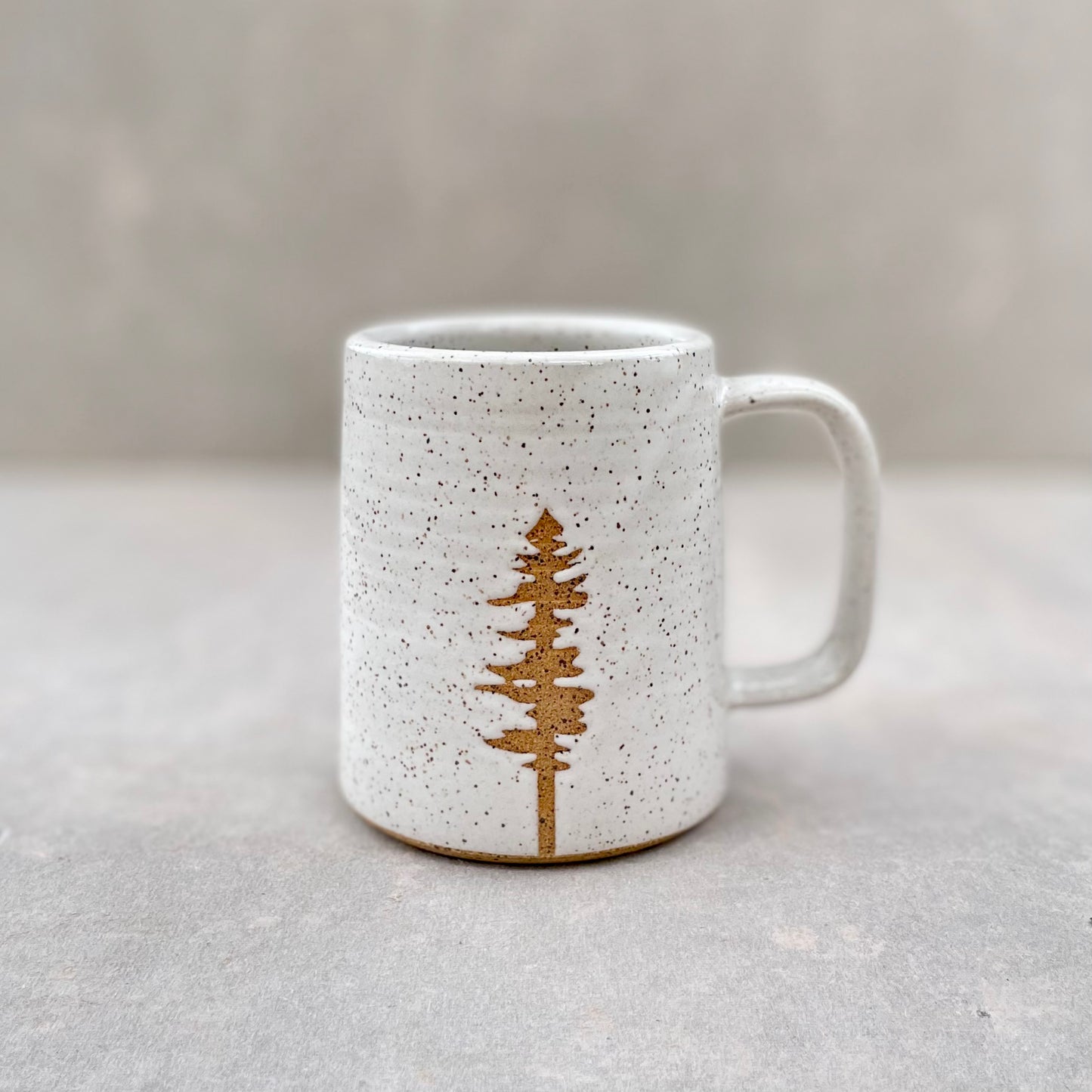 Single Pine Mug in White
